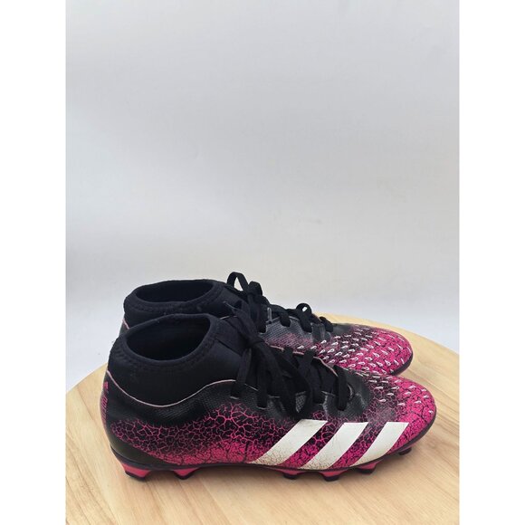 Adidas Predator Freak 4 FXG Youth  Soccer Cleats Shoes FW7535 sz 4.5 - Picture 1 of 8